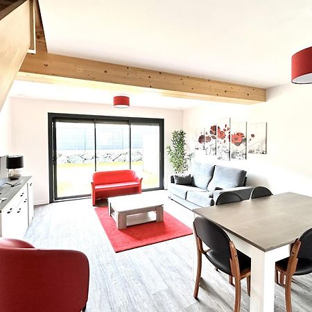 Du Vignoble A L'Atlantique - Residence Montifault Gites Du 2 Au 3 Pieces Le Pallet المظهر الخارجي الصورة